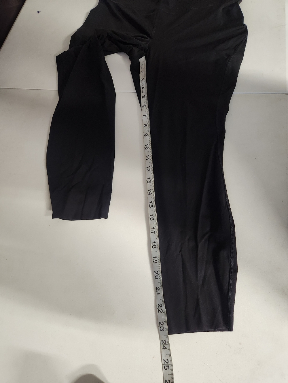 Lululemon In Movement High-Rise Tight 25" - Black​ - Picture 7 of 7